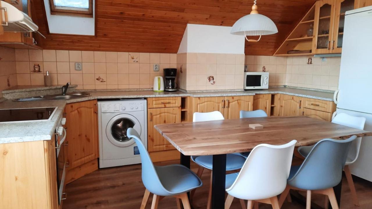Apartmany U Jirousu Rokytnice nad Jizerou Bagian luar foto